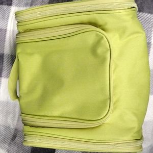 Hanging toiletry bag